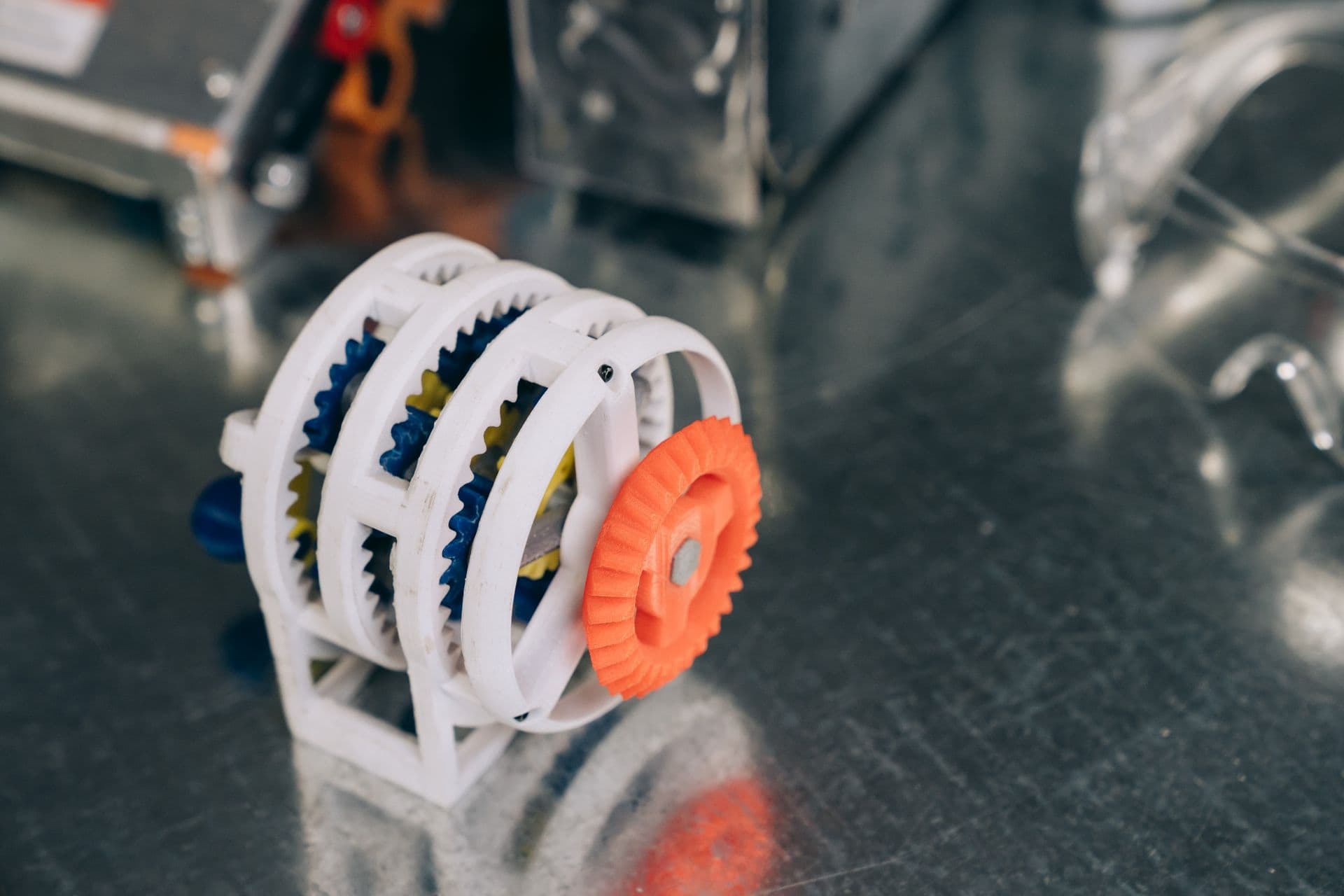 A multi-color 3D printed planetary gear assembly